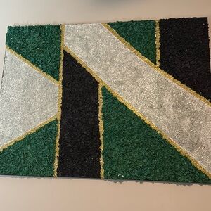 Handmade accent picture